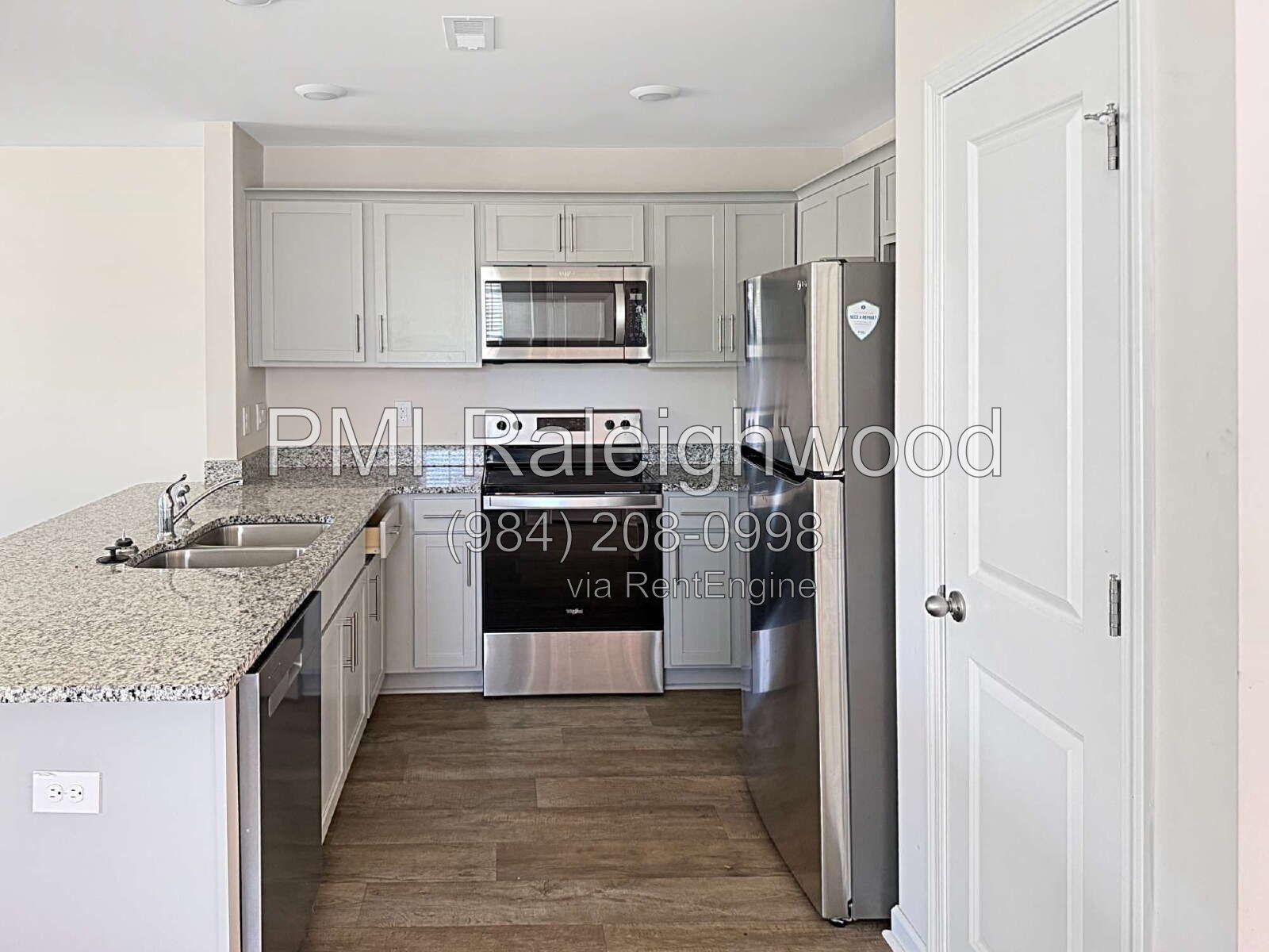 Modern & Stylish Corner Unit 3BR Corner Townhome with Garage, Kitchen Island, Luxury Primary Suite, Smart Home Features, backyard & Open-Concept Living property image