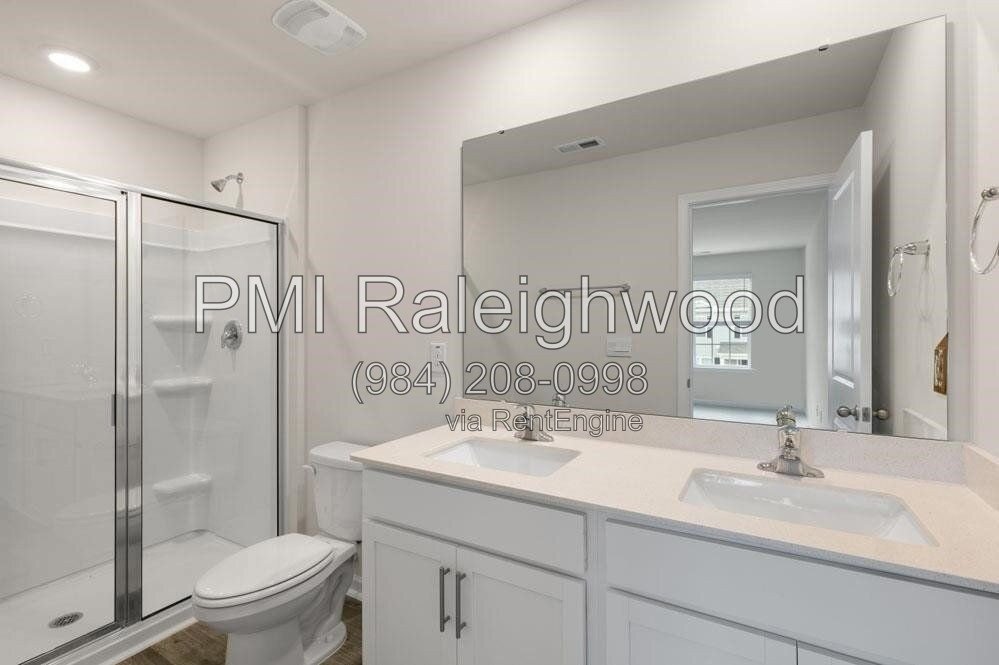 Modern & Stylish Corner Unit 3BR Corner Townhome with Garage, Kitchen Island, Luxury Primary Suite, Smart Home Features, backyard & Open-Concept Living property image