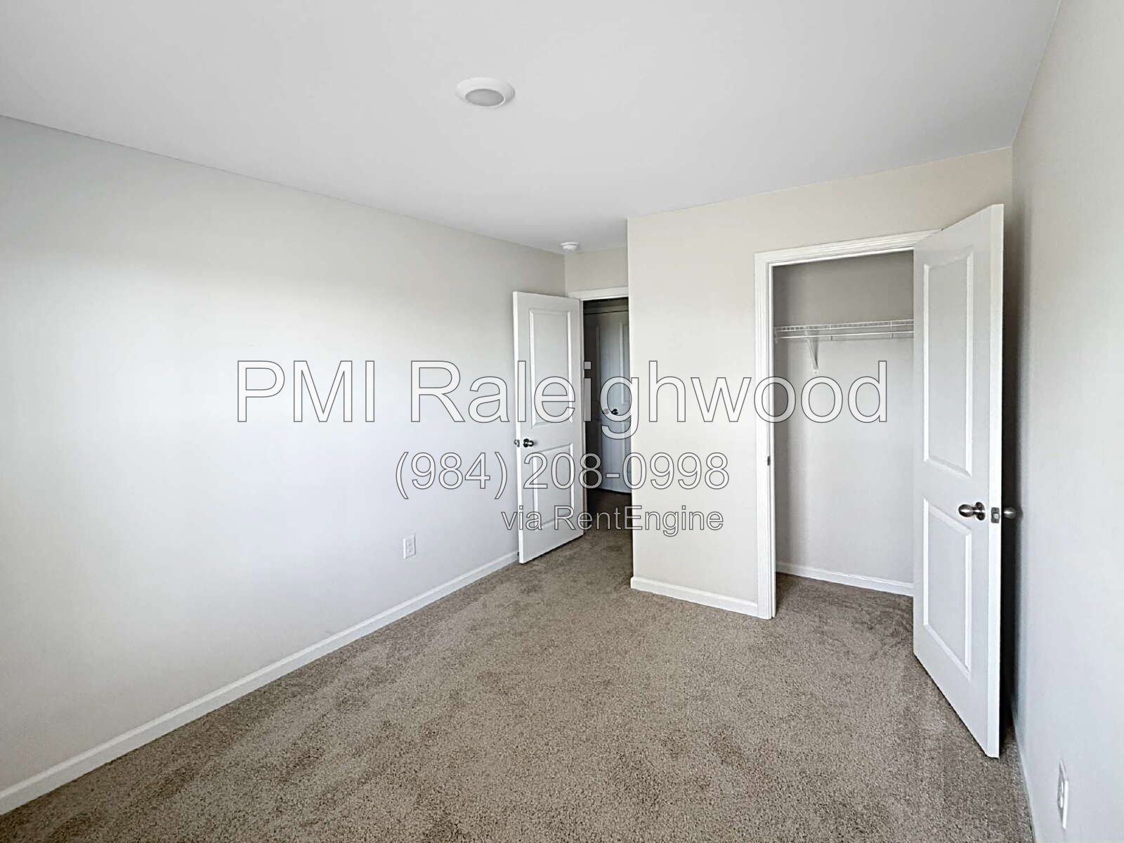 Modern & Stylish Corner Unit 3BR Corner Townhome with Garage, Kitchen Island, Luxury Primary Suite, Smart Home Features, backyard & Open-Concept Living property image