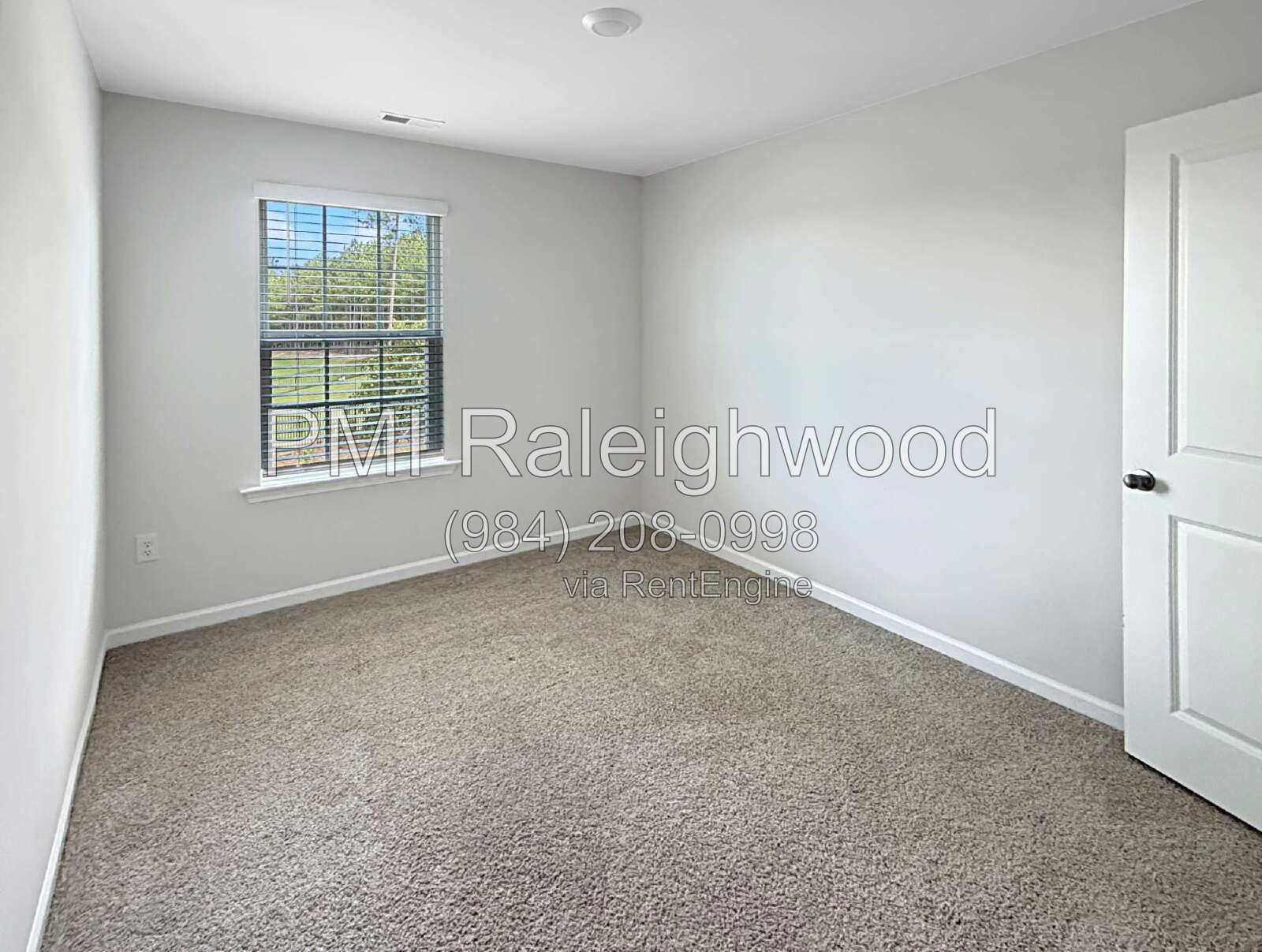Modern & Stylish Corner Unit 3BR Corner Townhome with Garage, Kitchen Island, Luxury Primary Suite, Smart Home Features, backyard & Open-Concept Living property image