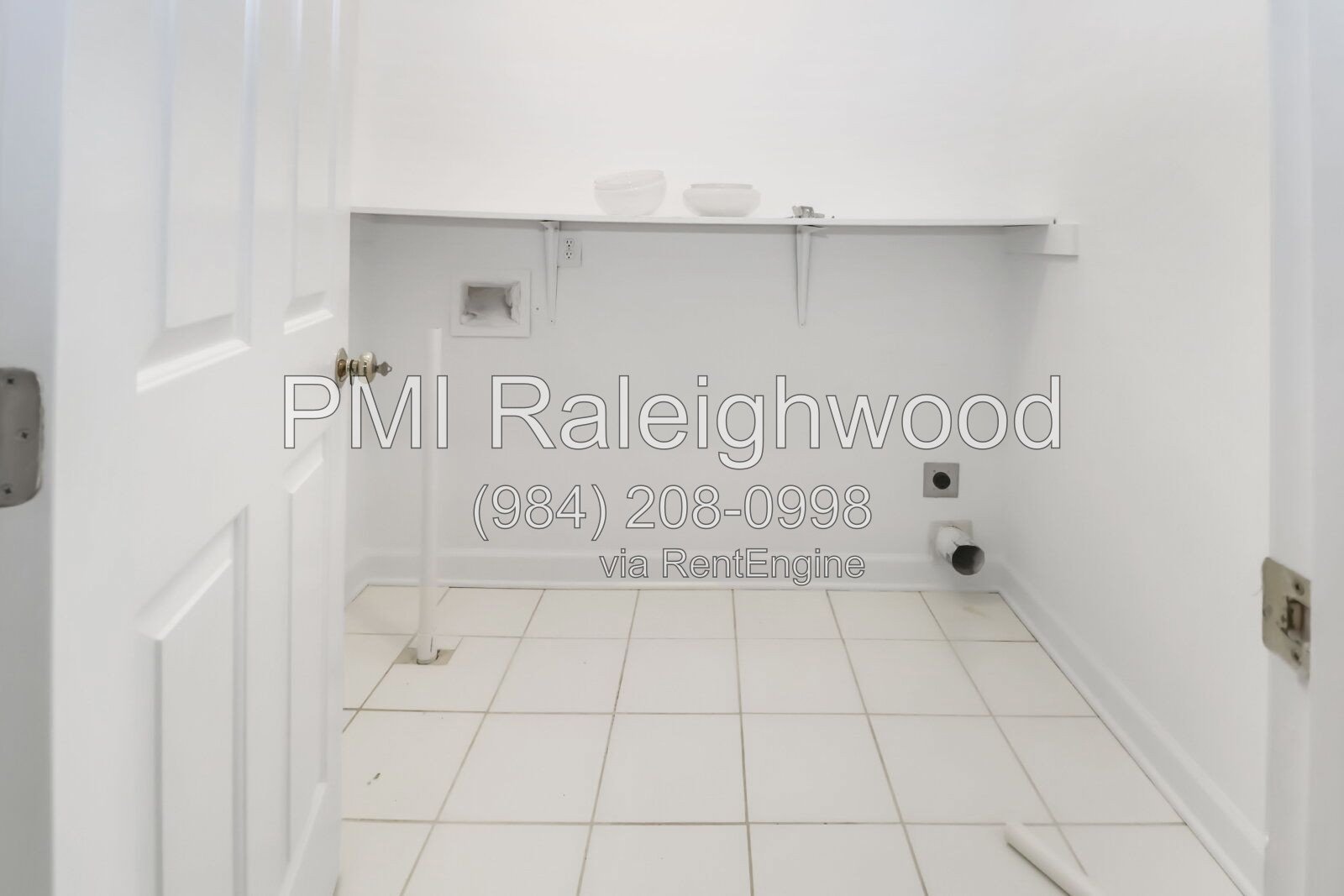 Spacious 5BR Home Near UNC, Duke and RTP - Freshly Updated - 2-Car Garage with Additional Driveway Parking - Fenced Yard - Ideal for Multi-Generational Living with One Bedroom on Main Floor property image