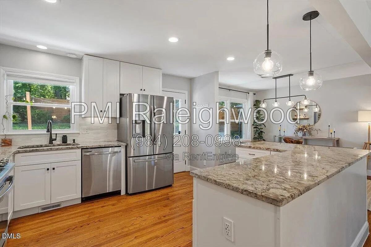 North Hills / Midtown Raleigh – Updated 3BR/2.5BA Home with Fenced Backyard & Multiple Living Spaces property image