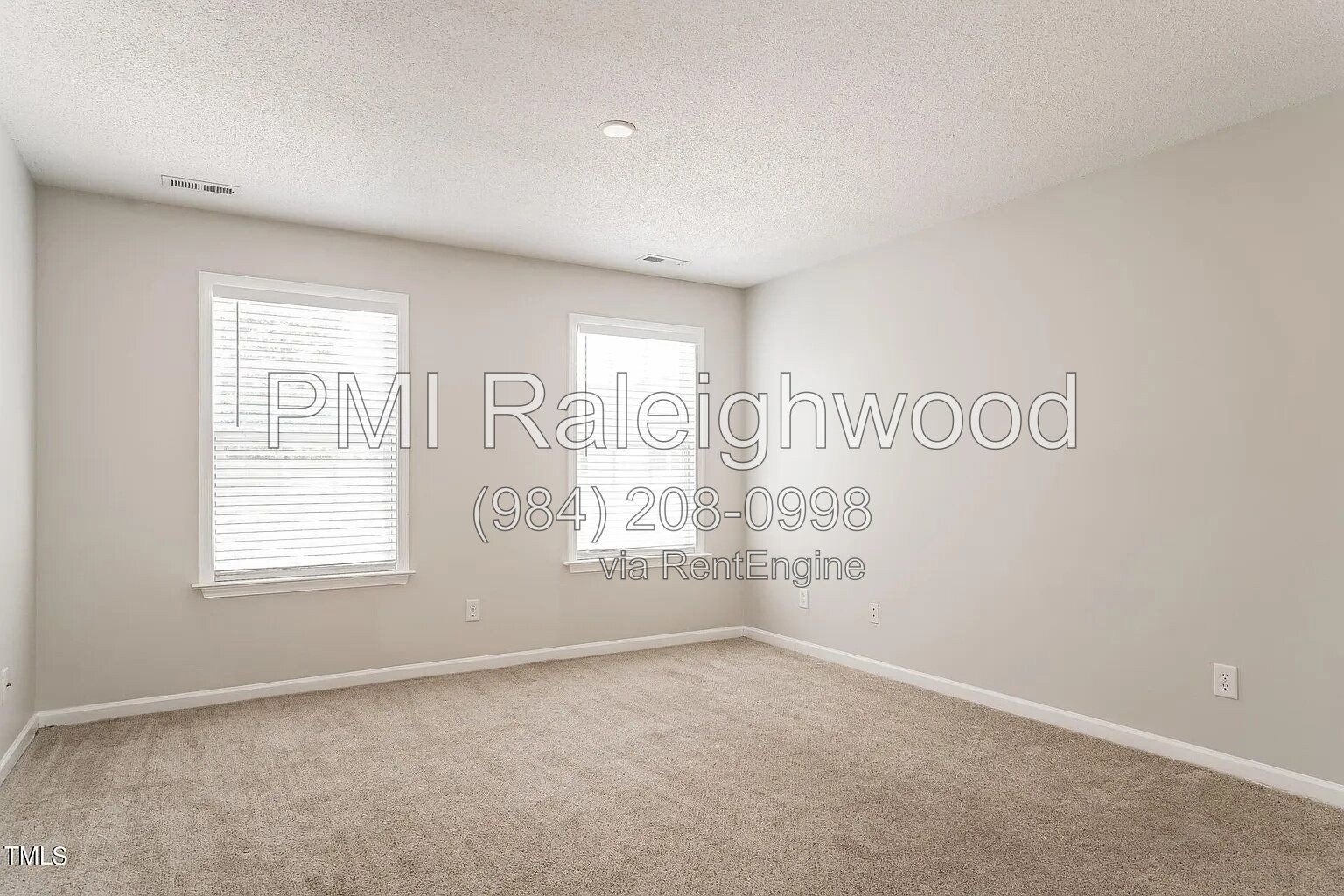 Spacious 3,100 SF Home for Rent in Northeast Raleigh | Community Pool, Clubhouse, Private Backyard & Back Deck property image