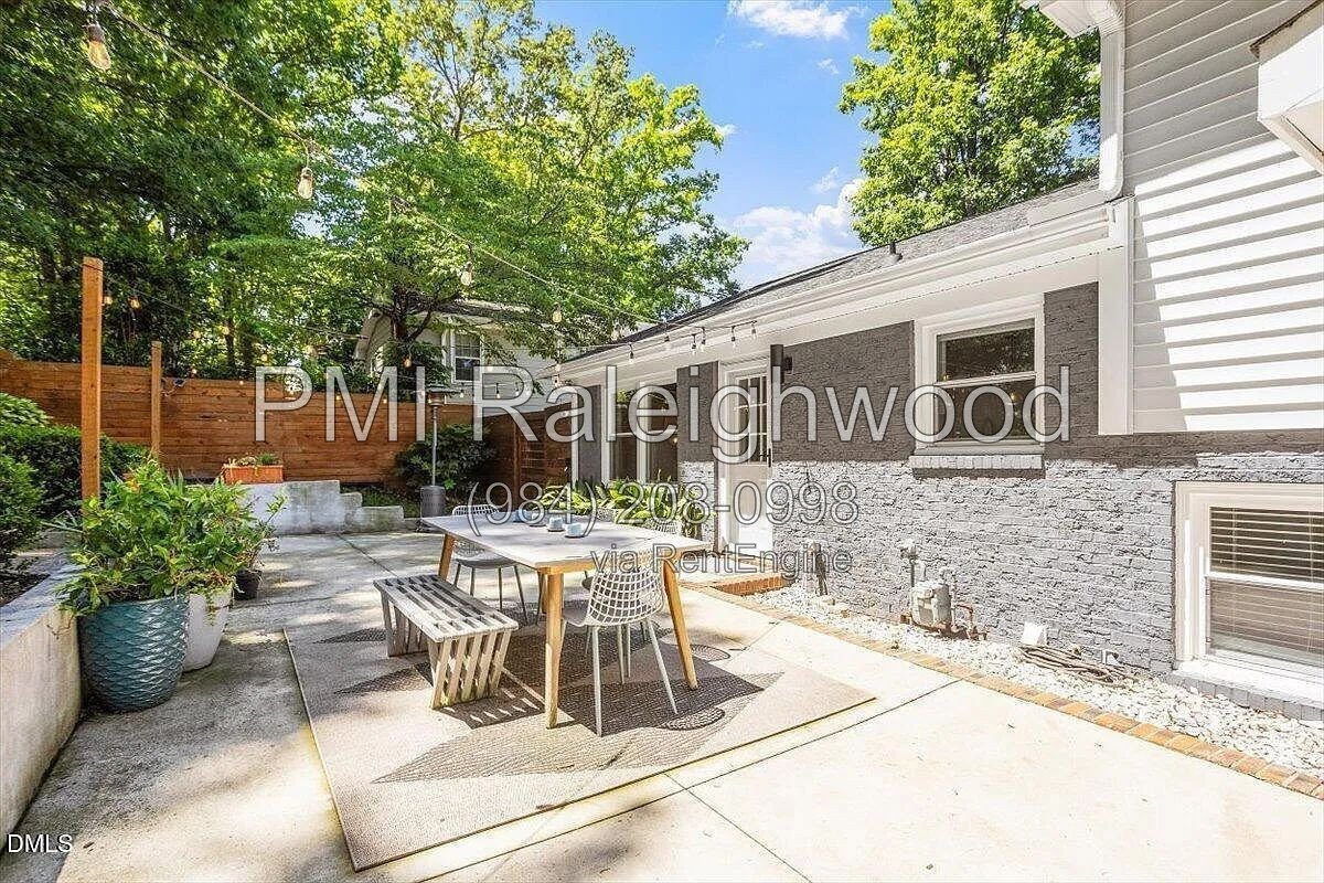 North Hills / Midtown Raleigh – Updated 3BR/2.5BA Home with Fenced Backyard & Multiple Living Spaces property image