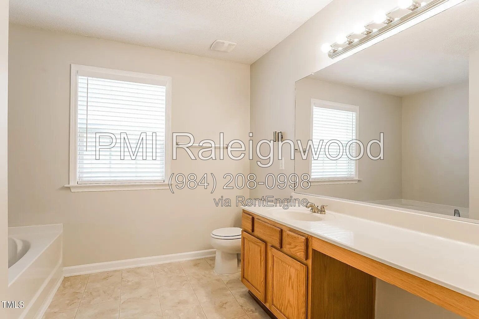 Spacious 3,100 SF Home for Rent in Northeast Raleigh | Community Pool, Clubhouse, Private Backyard & Back Deck property image