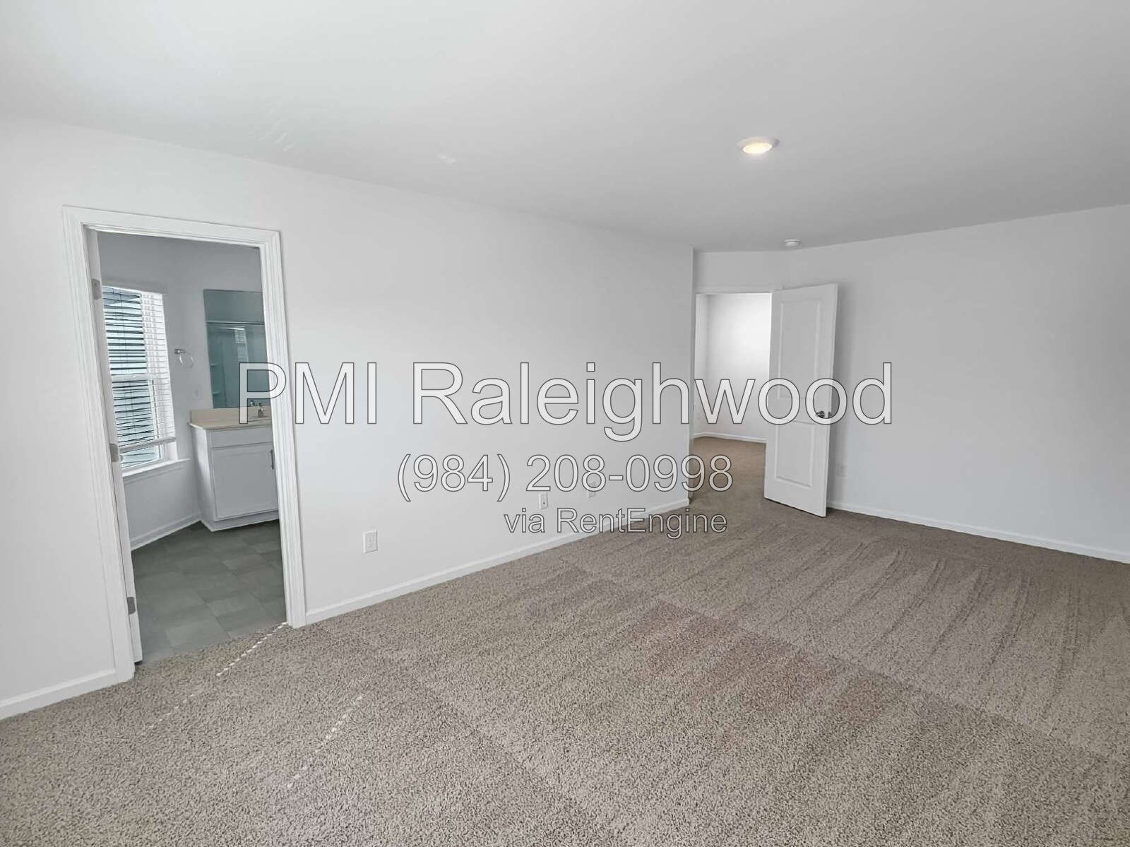 Stylish Corner-Unit 3-Bedroom Townhome with Quartz Kitchen, Loft, Smart-Home Features, Garage & Private Patio property image
