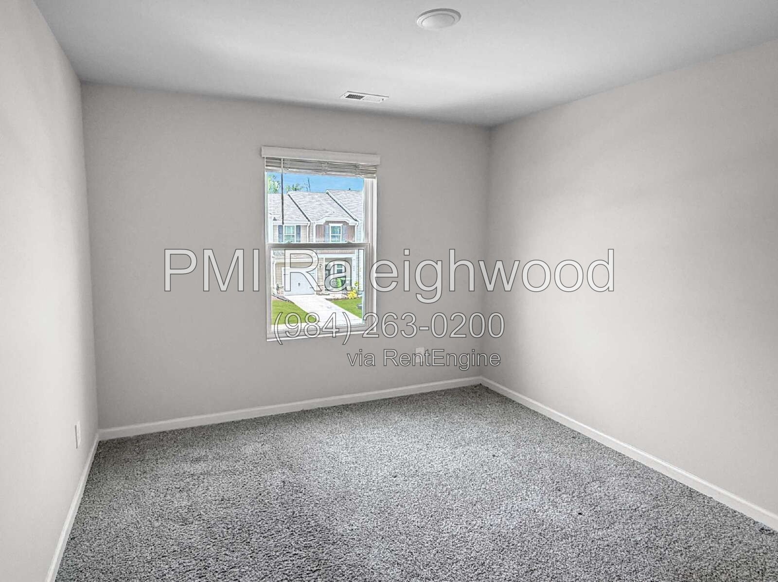 Brand-New 3BR Energy-Efficient Townhome with Open-Concept Living & Private Rear Patio near I-40, Tanger Outlets & Downtown Graham property image
