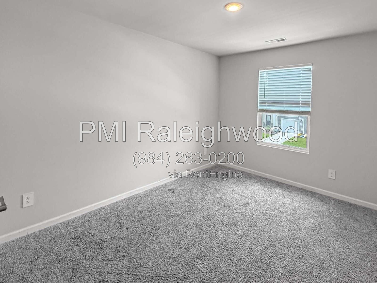 Brand-New 3BR Energy-Efficient Townhome with Open-Concept Living & Private Rear Patio near I-40, Tanger Outlets & Downtown Graham property image