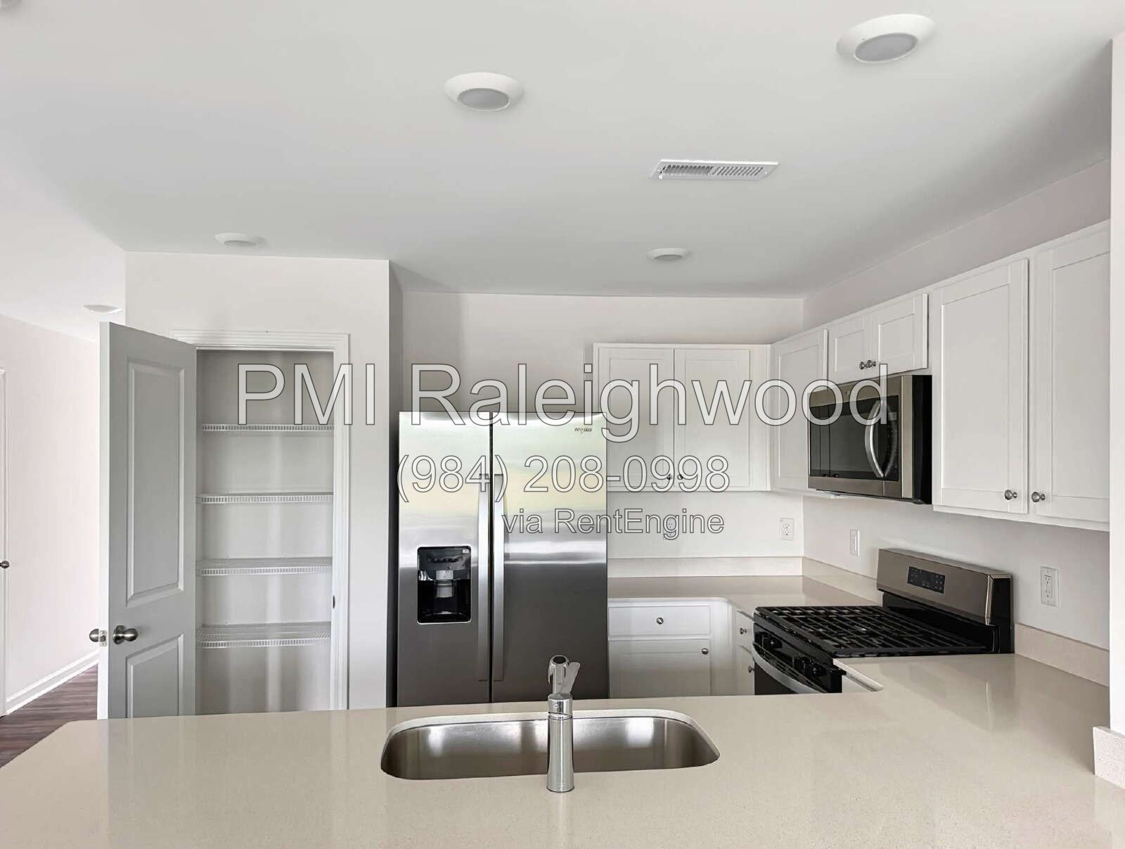 Beautiful Brand New 3BR Townhome with Eat-in-kitchen, Quartz Countertops, Open Floor Plan, Community Pool, Club house, Pickleball and Basketball Court in Prime Sanford Location property image