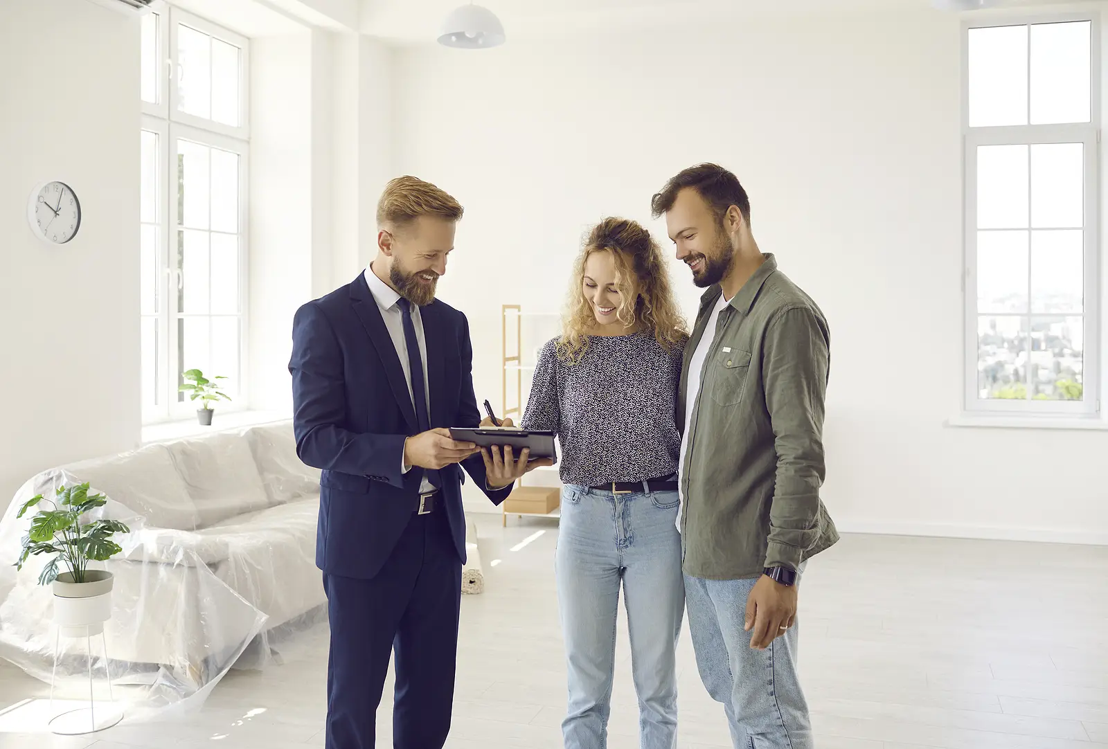 Lease Like a Pro: Essential Leasing Practices for Raleigh Landlords